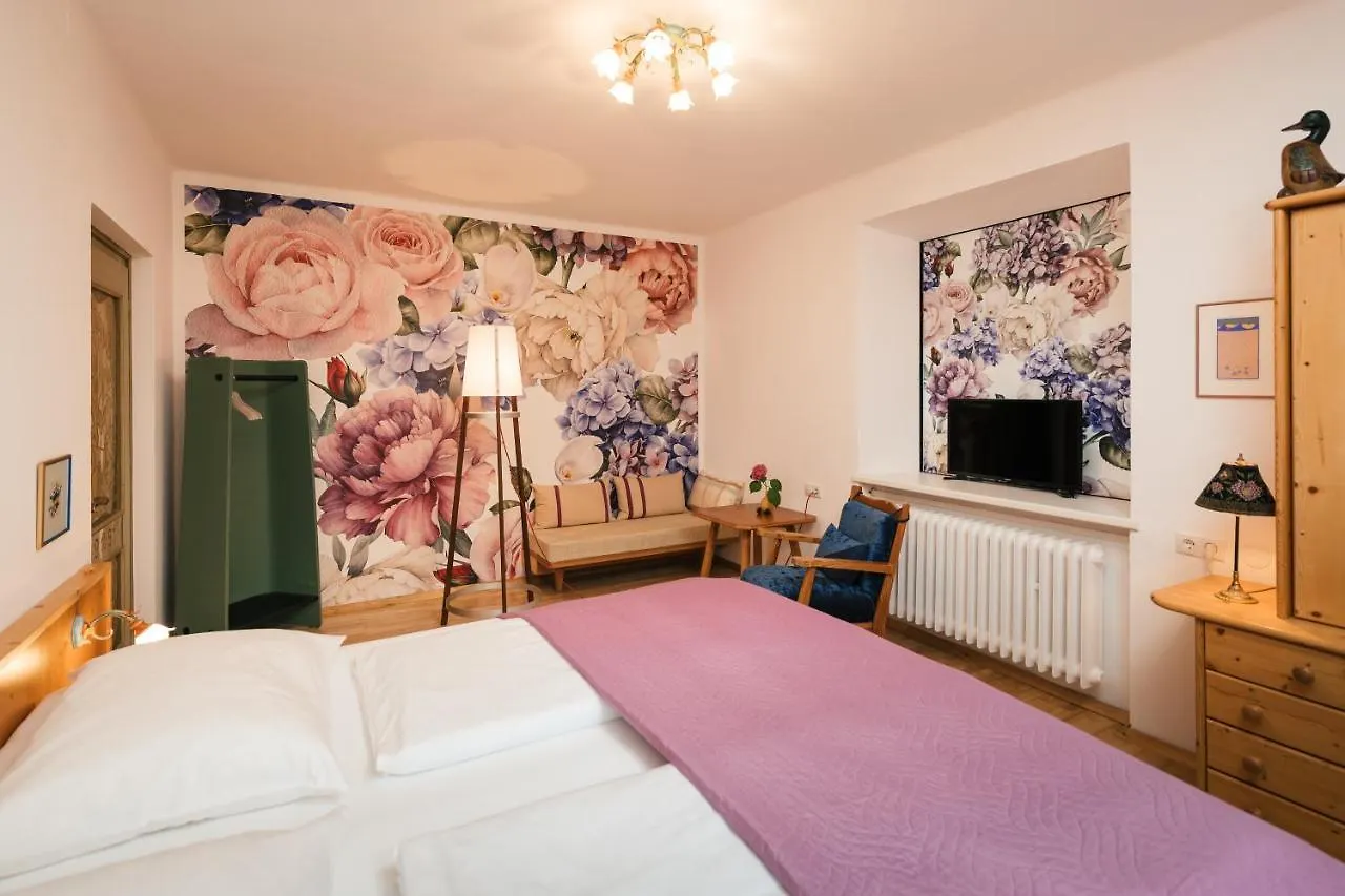 Homestay szállás Villa Marwa - Eine Ruheoase Im Gruenen Innsbruck Ausztria
